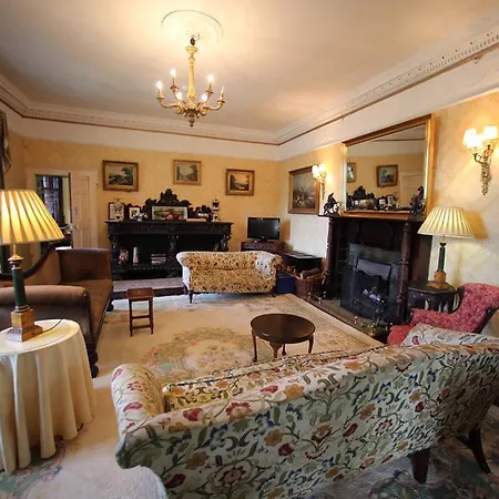 Гостевой дом Ashley Park House 4*