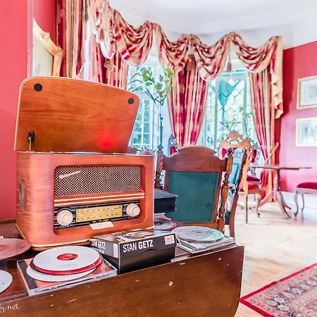 Ashley Park House 4* Нина