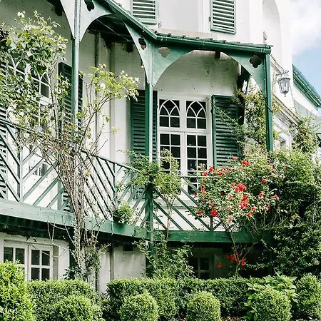 Guest house Ashley Park House