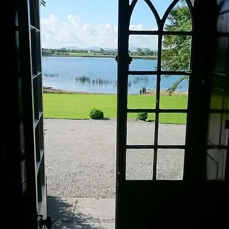 Ashley Park House 4*