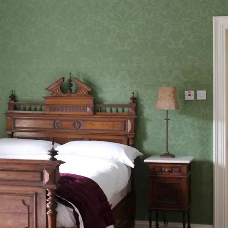Guest house Ashley Park House Nenagh