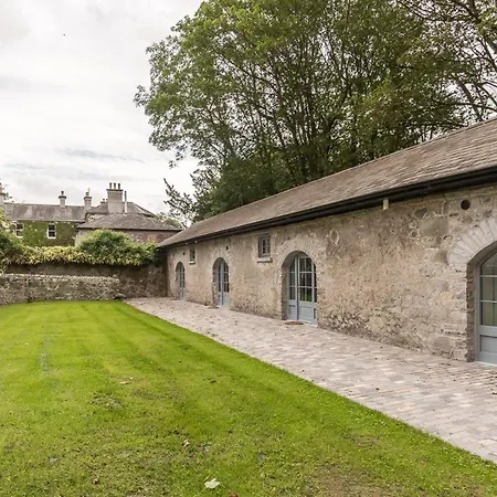 Ashley Park House 4*