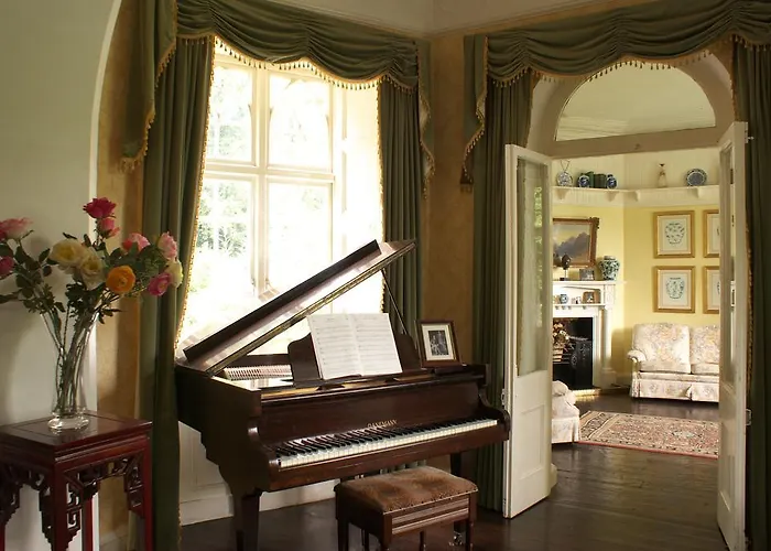 Guest house Ashley Park House 4*