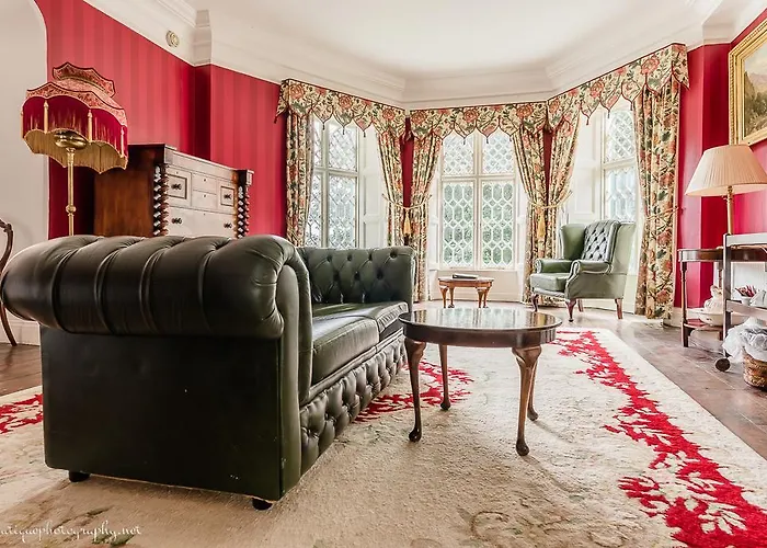 Ashley Park House 4*