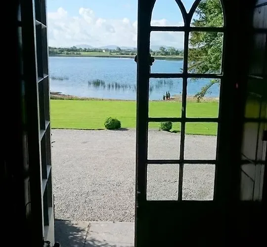 Ashley Park House 4*